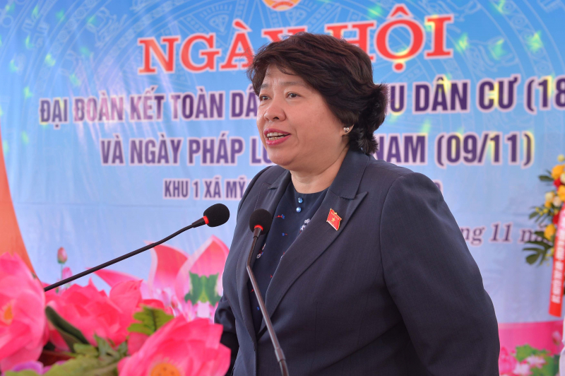 Chủ nhiệm Ủy ban Xã hội Nguyễn Thúy Anh phát biểu